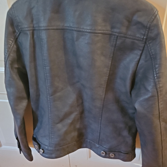 Jacket - Picture 2 of 5